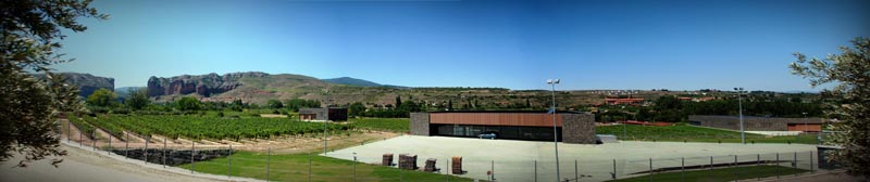 Se muestra una panoramica de la bodega