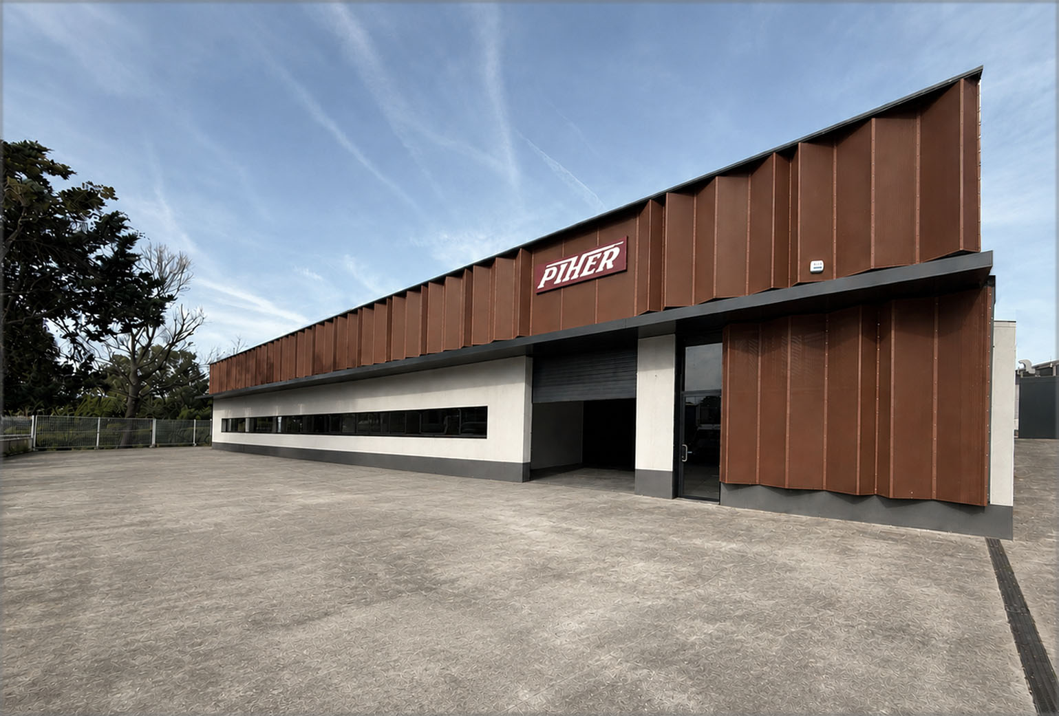 TALLER INDUSTRIAL PIHER. LOGROÑO